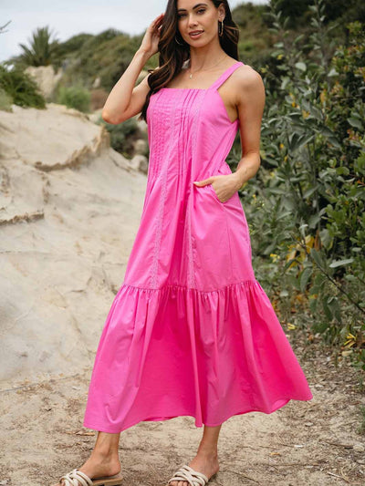 WOMEN'S SLEEVELESS POCKETS TIERED OPEN BACK MAXI DRESS