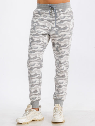 WOMEN'S ELASTIC WAIST FRONT POCKET CAMO PRINT FLEECE SWEATPANTS