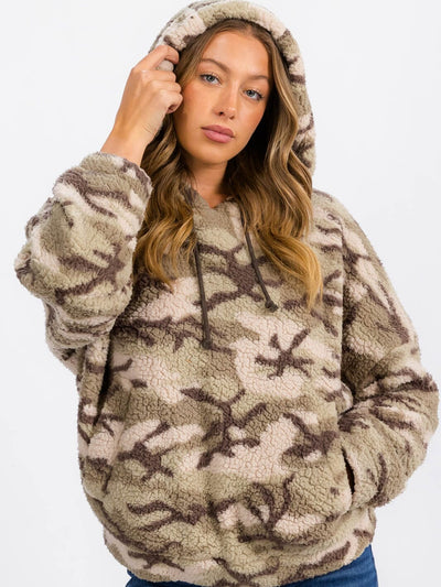 WOMEN'S LONG SLEEVE FRONT POCKETS HOODED CAMO PULLOVER SWEATER